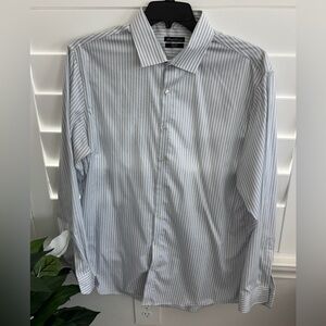 Men’s Kenneth Cole slim fit long-sleeve button up shirt size 17 34/35